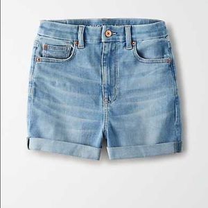 AE washed light denim 4” shorts size 4